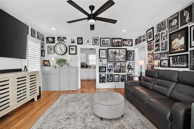 105 W GOLF LINKS AVENUE, Eustis, FL 32726