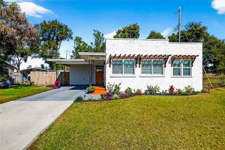 105 W GOLF LINKS AVENUE, Eustis, FL 32726