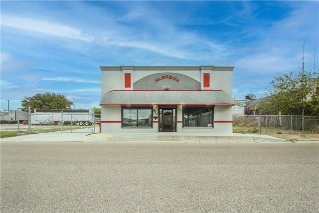 417 E Avenue B, Robstown, TX 78380