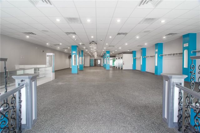 417 E Avenue B, Robstown, TX 78380