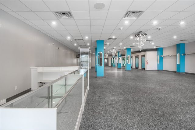 417 E Avenue B, Robstown, TX 78380