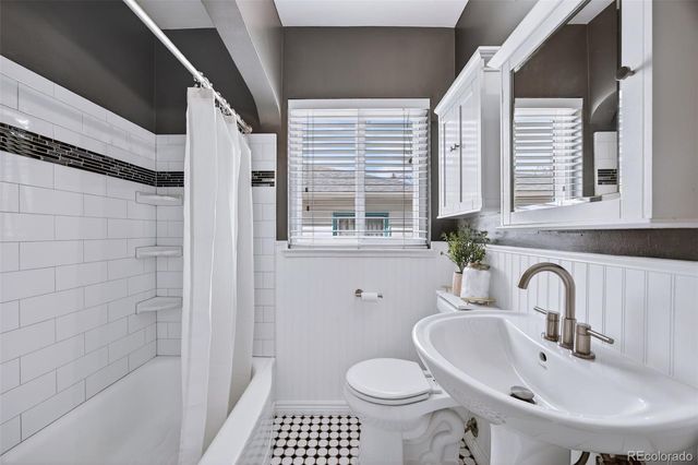 2595 S Marion Street, Denver, CO 80210