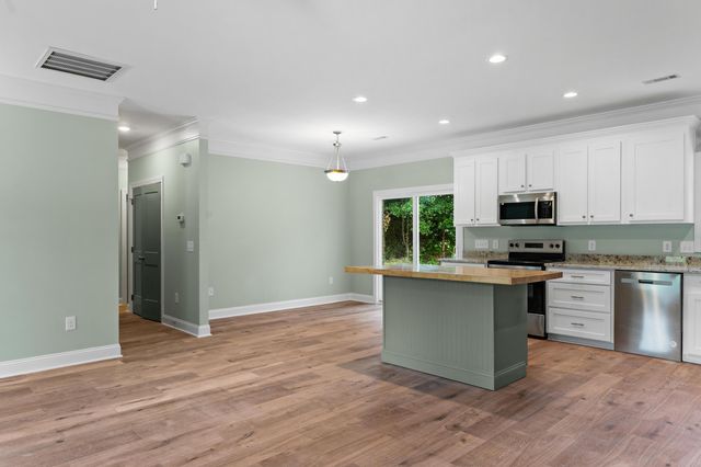 140 Old Orchard Way, Orangeburg, SC 29115