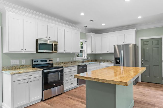 140 Old Orchard Way, Orangeburg, SC 29115