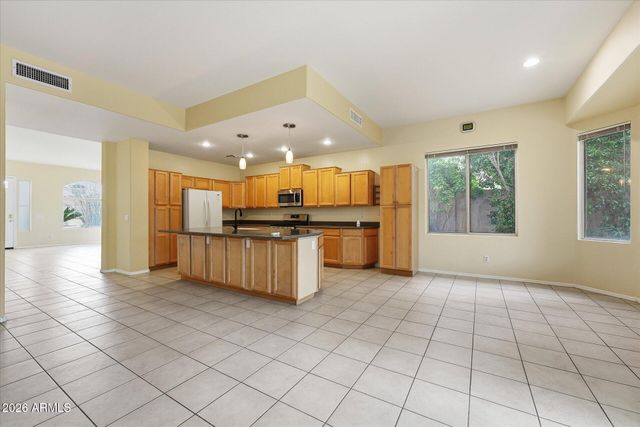 485 E RANCH Road, Gilbert, AZ 85296