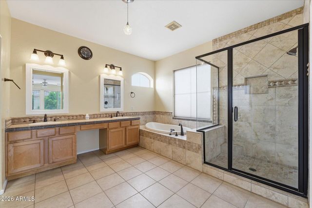 485 E RANCH Road, Gilbert, AZ 85296