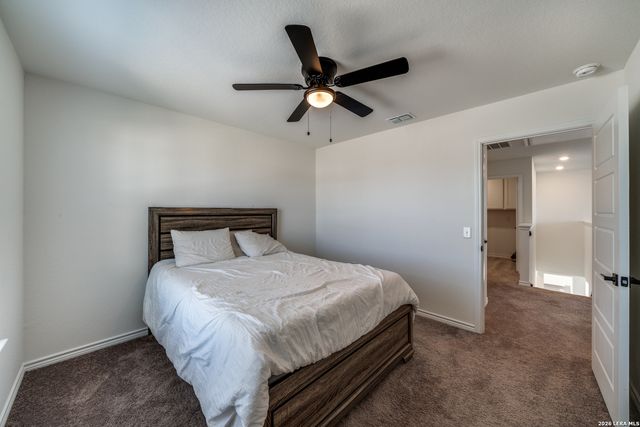 13246 Lorena Ochoa, San Antonio, TX 78221