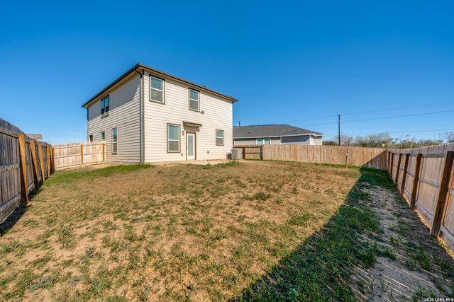 13246 Lorena Ochoa, San Antonio, TX 78221