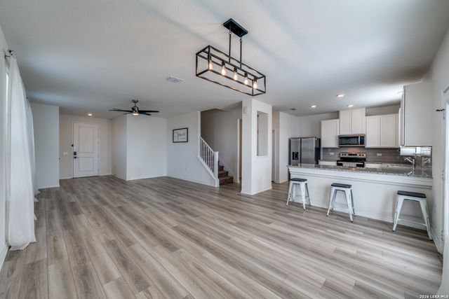 13246 Lorena Ochoa, San Antonio, TX 78221