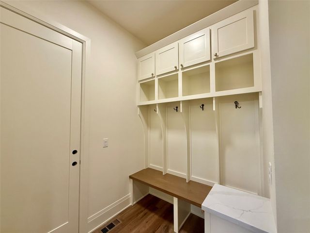 5317 174th Street, Waukee, IA 50263