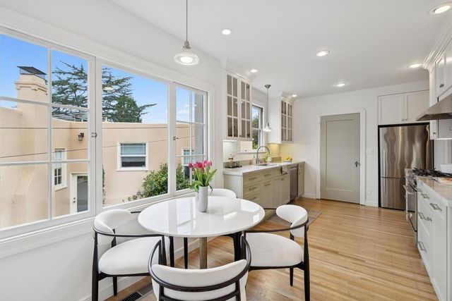 4107 Lyman Rd, Oakland, CA 94602