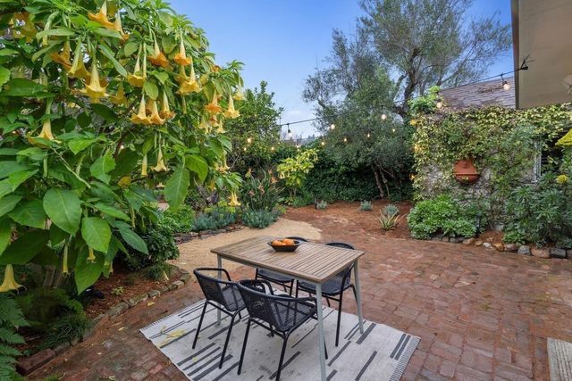 4107 Lyman Rd, Oakland, CA 94602