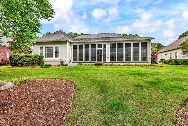 5606 Leatherleaf Dr., North Myrtle Beach, SC 29582