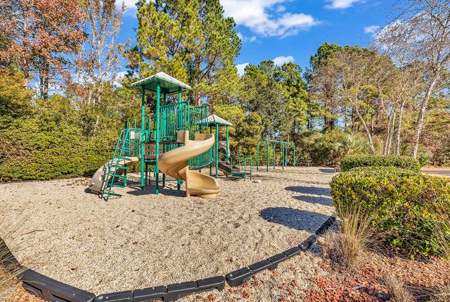 5606 Leatherleaf Dr., North Myrtle Beach, SC 29582