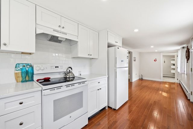 1 Brayton, Southwick, MA 01077