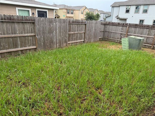 19022 Bee Line Court, Houston, TX 77073