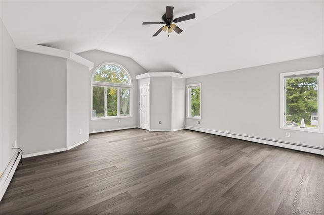 20 Hilltop Drive, Mount Sinai, NY 11766