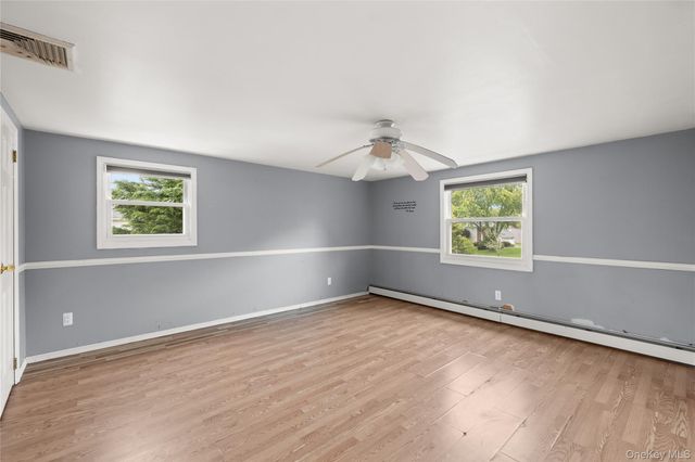 20 Hilltop Drive, Mount Sinai, NY 11766