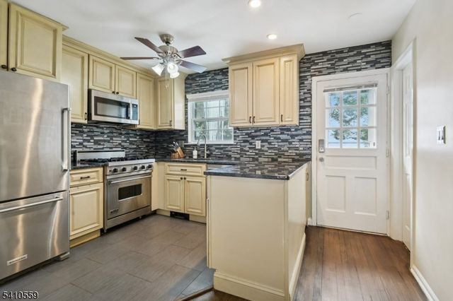 320 South St 1D, Morristown Town, NJ 07960