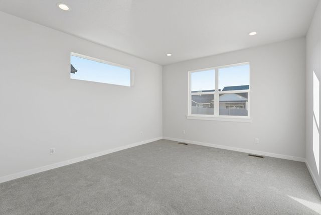 1236 N HIGH DESERT Dr, Deer Park, WA 99006