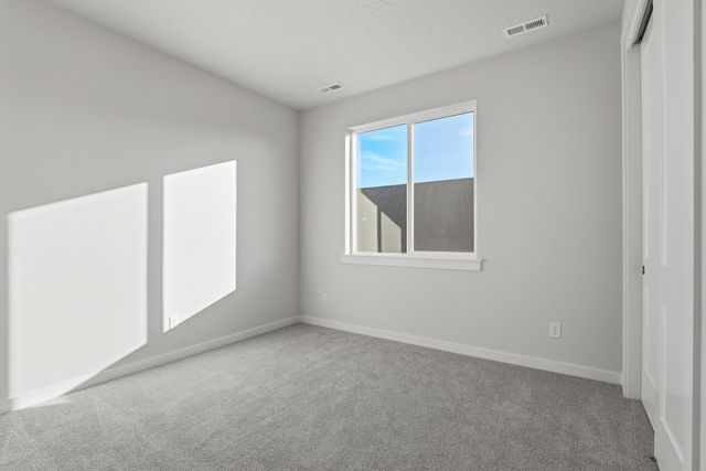 1236 N HIGH DESERT Dr, Deer Park, WA 99006