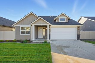 1236 N HIGH DESERT Dr, Deer Park, WA 99006