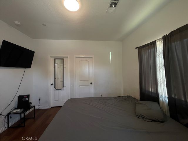 1012 Feliz Drive, Bakersfield, CA 93307