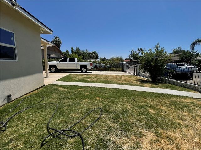 1012 Feliz Drive, Bakersfield, CA 93307