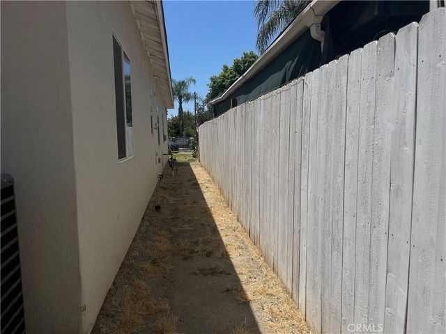 1012 Feliz Drive, Bakersfield, CA 93307