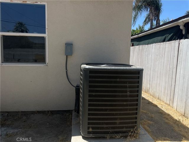 1012 Feliz Drive, Bakersfield, CA 93307