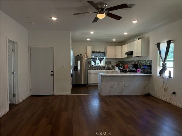 1012 Feliz Drive, Bakersfield, CA 93307