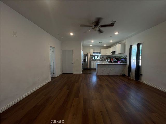 1012 Feliz Drive, Bakersfield, CA 93307