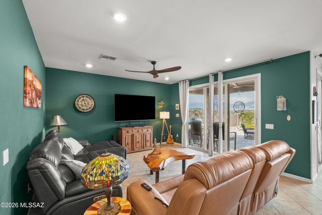 10337 S Pantano Knolls Drive, Vail, AZ 85641