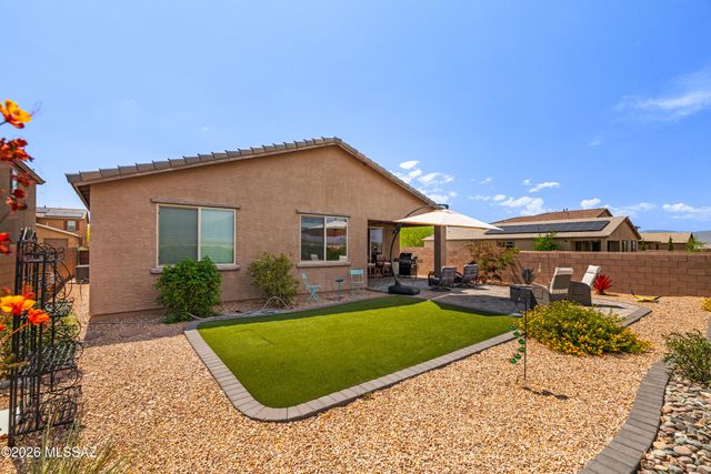 10337 S Pantano Knolls Drive, Vail, AZ 85641