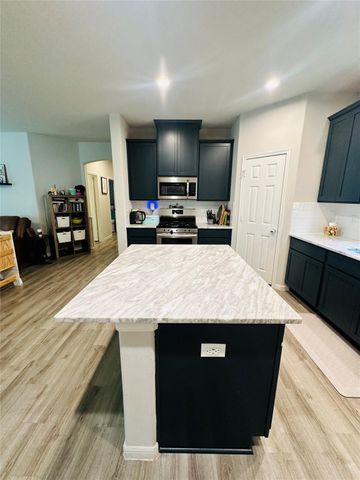 27126 Grey Fox Run, Magnolia, TX 77354