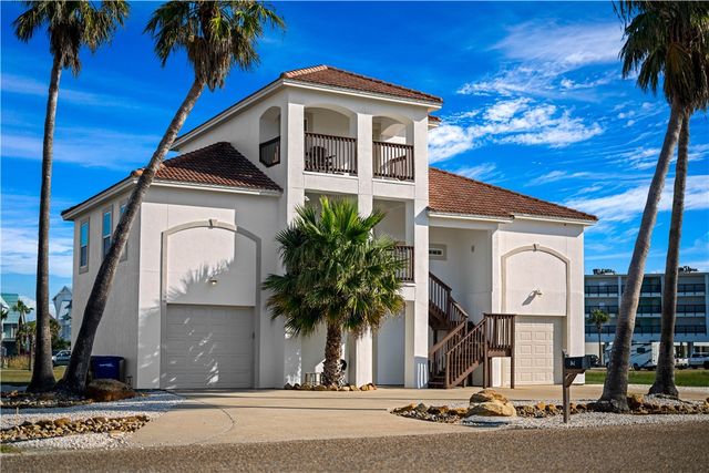 142 Mariners Dr, Port Aransas, TX 78373