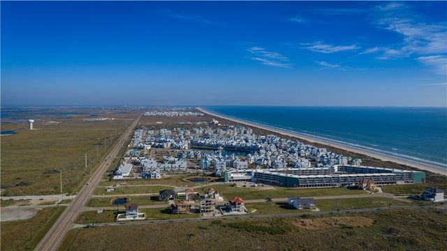 142 Mariners Dr, Port Aransas, TX 78373