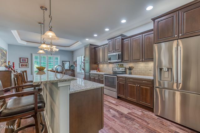 1023 Waterbrooke Lane, Johnson City, TN 37604