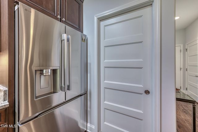 1023 Waterbrooke Lane, Johnson City, TN 37604