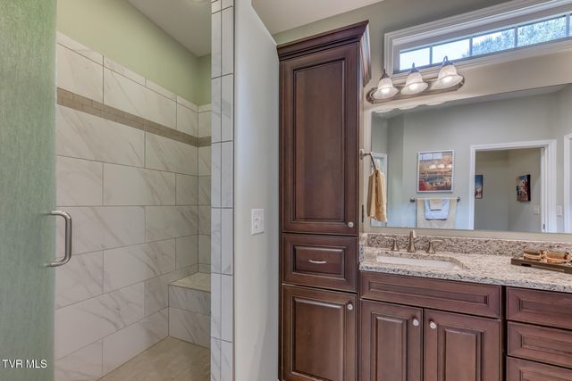 1023 Waterbrooke Lane, Johnson City, TN 37604