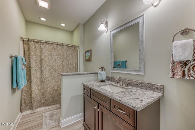 1023 Waterbrooke Lane, Johnson City, TN 37604