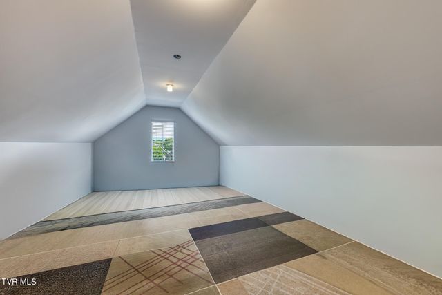 1023 Waterbrooke Lane, Johnson City, TN 37604