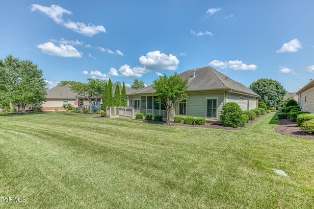 1023 Waterbrooke Lane, Johnson City, TN 37604