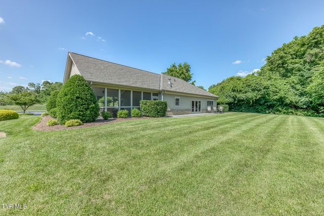 1023 Waterbrooke Lane, Johnson City, TN 37604