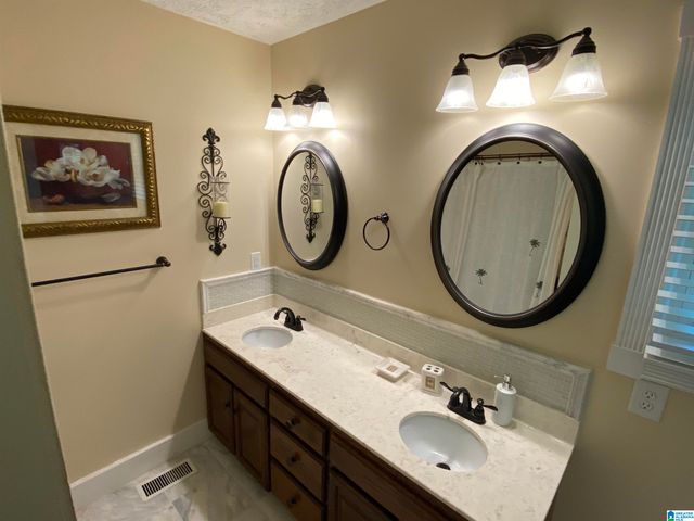 608 KELLY LYNN DRIVE, Anniston, AL 36207
