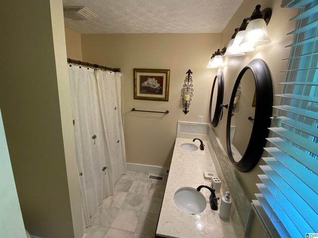 608 KELLY LYNN DRIVE, Anniston, AL 36207