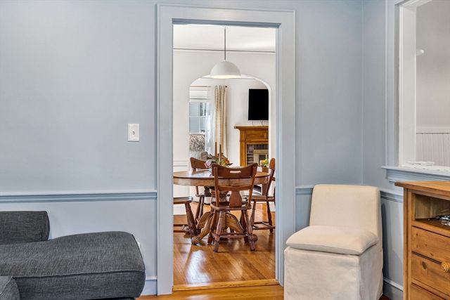 30 Pine Plain Rd, Wellesley, MA 02481