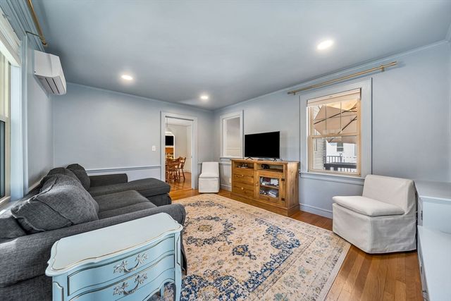 30 Pine Plain Rd, Wellesley, MA 02481