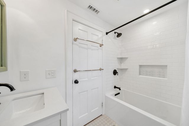 30 Pine Plain Rd, Wellesley, MA 02481