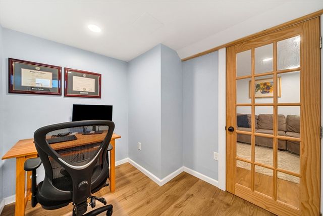 30 Pine Plain Rd, Wellesley, MA 02481